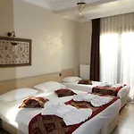 Hotel Art 3*